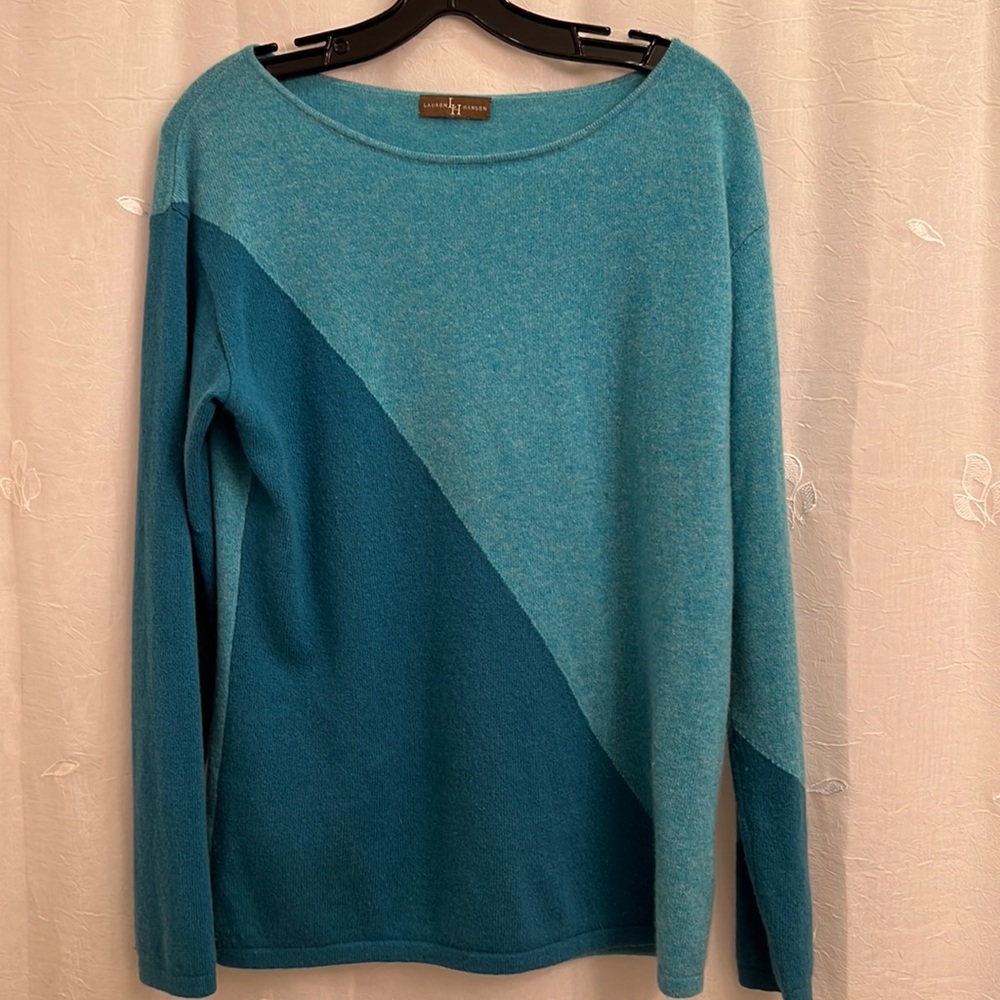Cashmere sweater